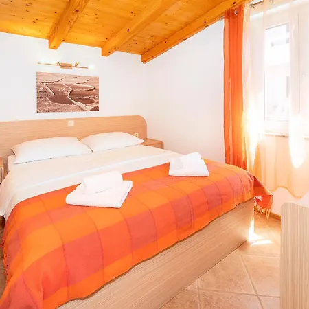 Kricin Ii Appartement