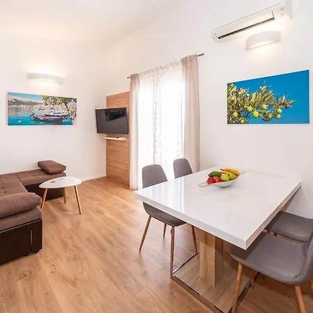 Kricin Ii Appartement